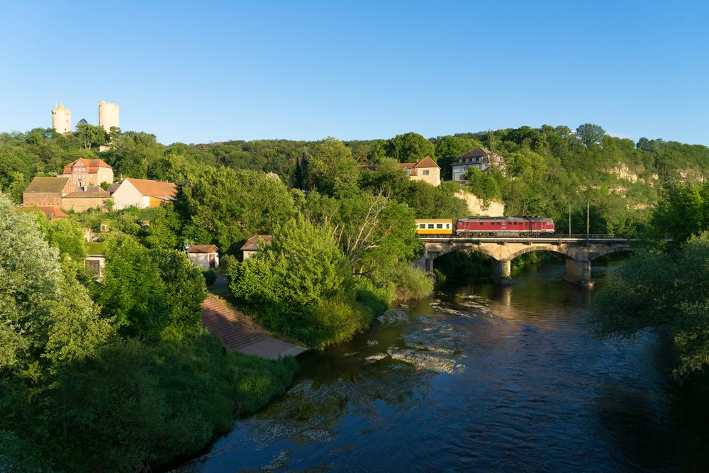 An der Saale hellem Strande...