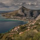 An der schönen blauen Adria - Omis am Abend vor der Bora