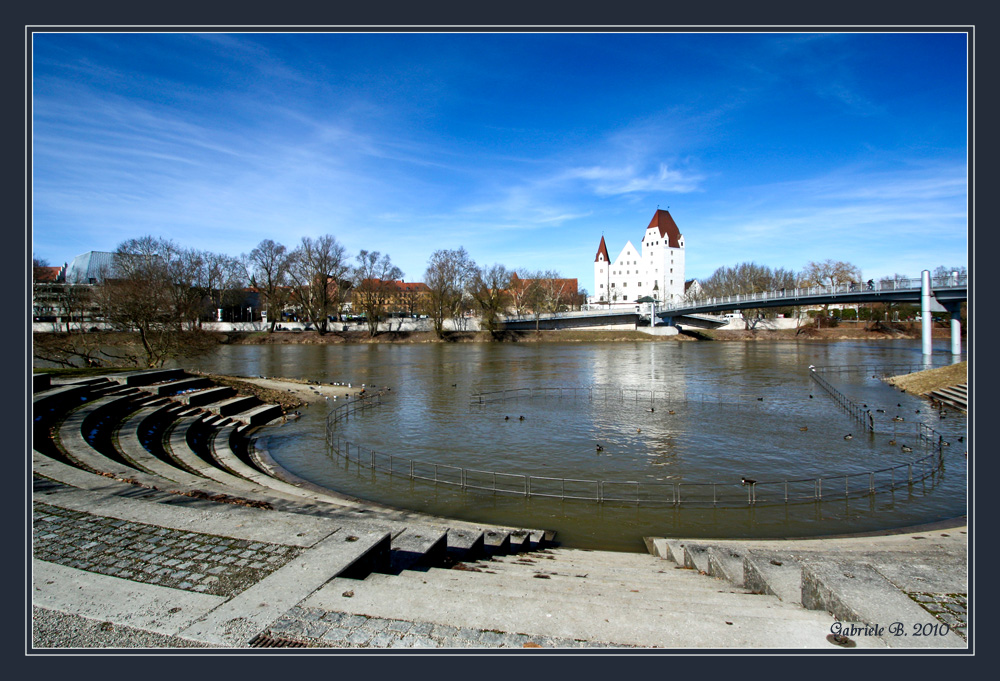 an der schönen blauen Donau