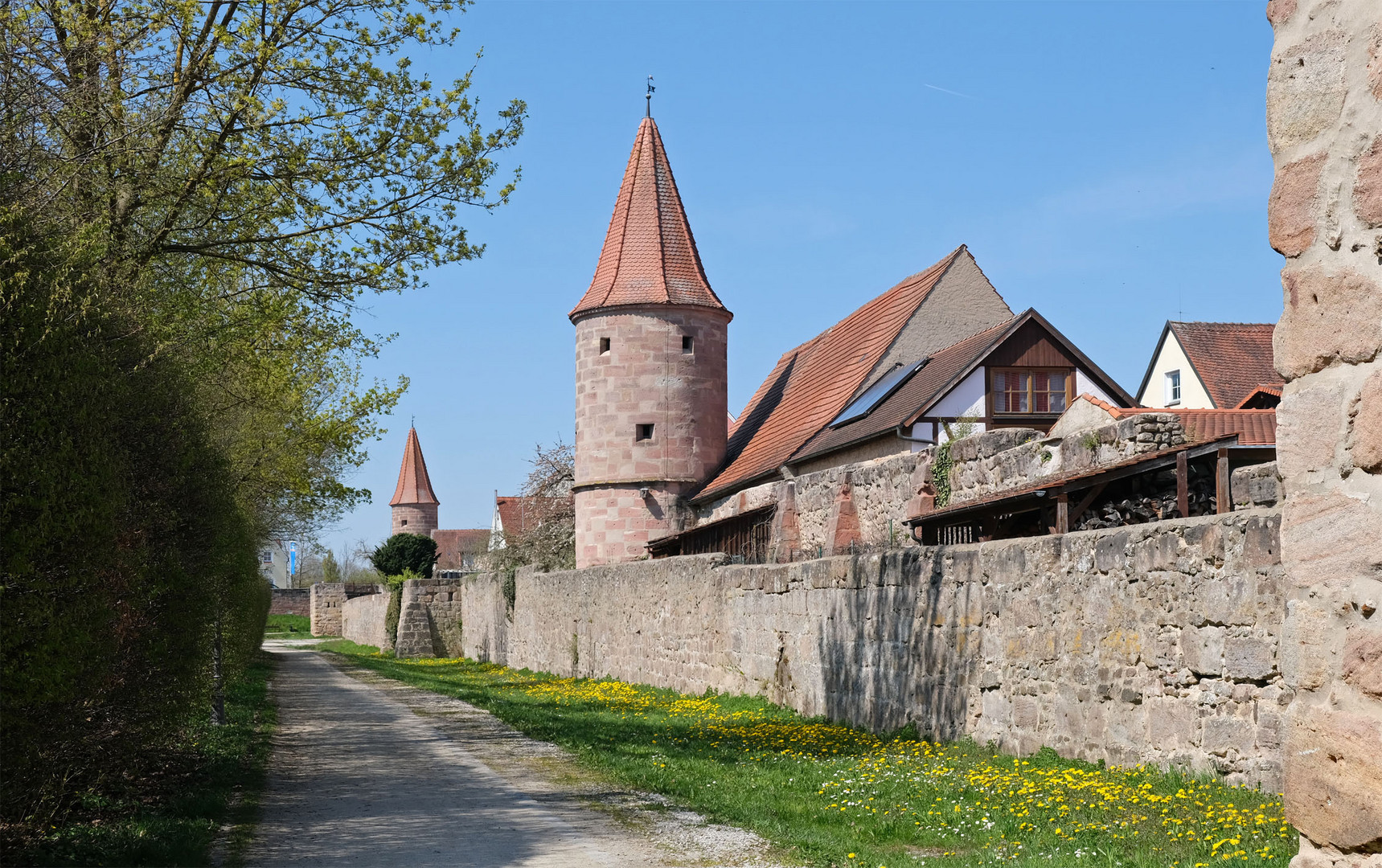 An der Stadtmauer