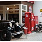 An der Tankstelle