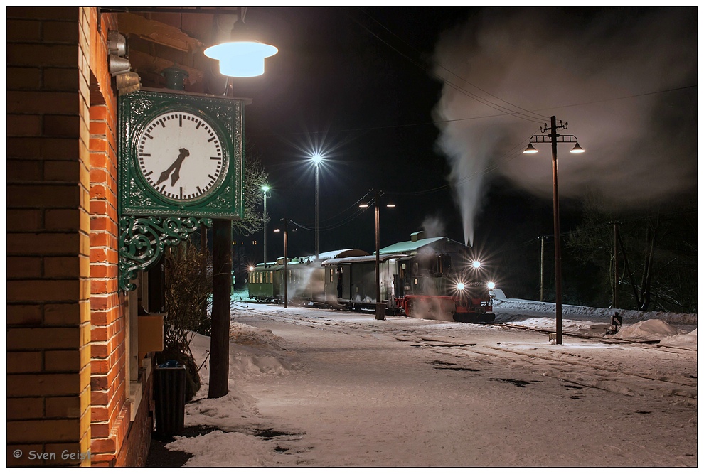 An einem kalten Winterabend im Bahnhof Schmalzgrube