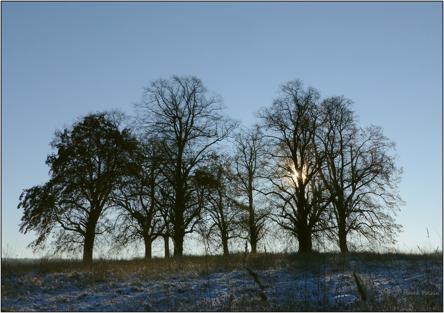 An einem klaren Wintertag