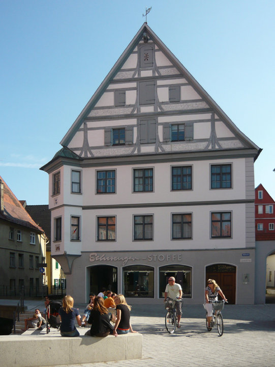 An einem schönen Augusttag am Roßmarkt in Memmingen