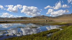 an einem See in der westlichen Mongolei