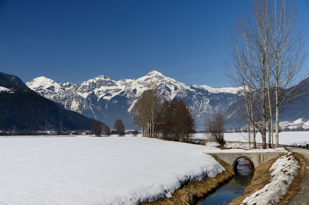 An einem sonnigen Tag im Zillertal - 2