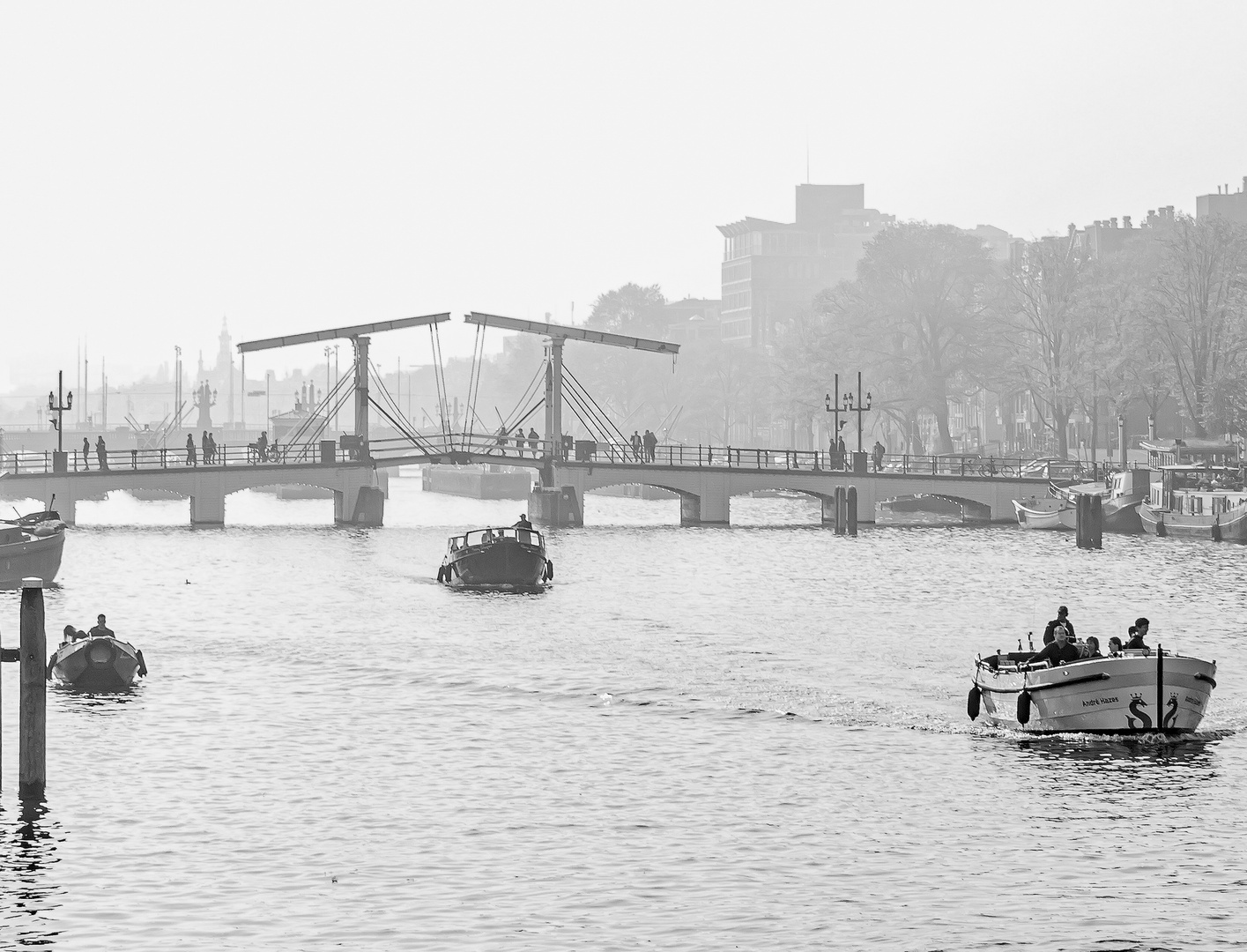 An einer Gracht in Amsterdam 