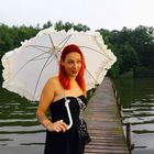 An-Katrin mit Schirm
