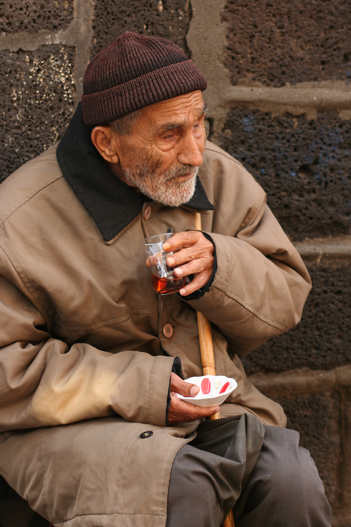 An old man in Diyarbakir