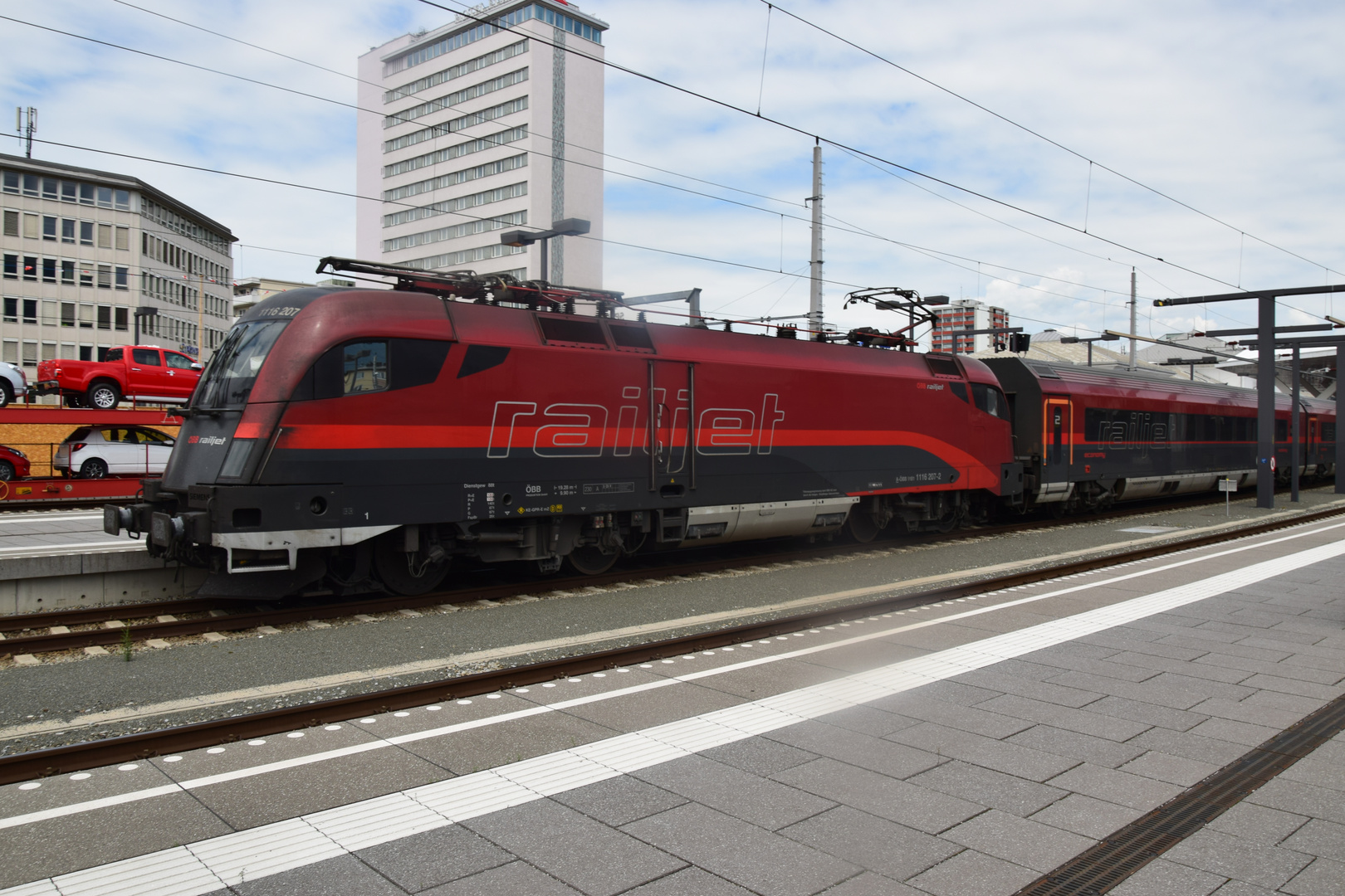 An Salzburger Hauptbahnhof