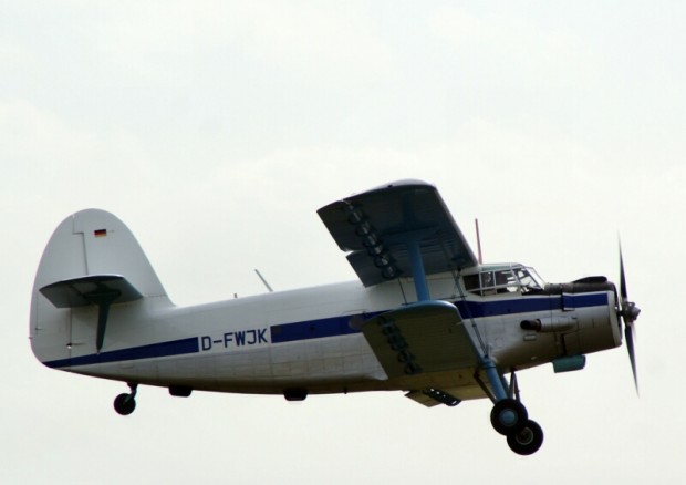 AN2 Überflug Dessau