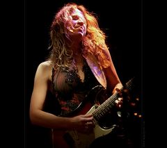 Ana Popovic (1)