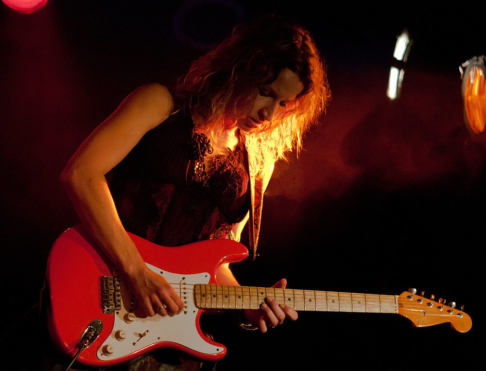 Ana Popovic 3