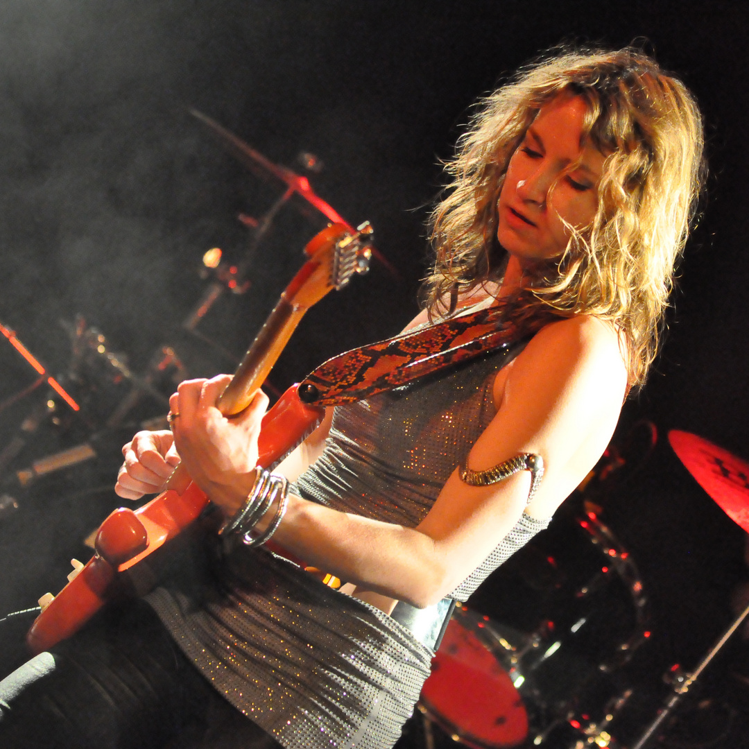 Ana Popovic