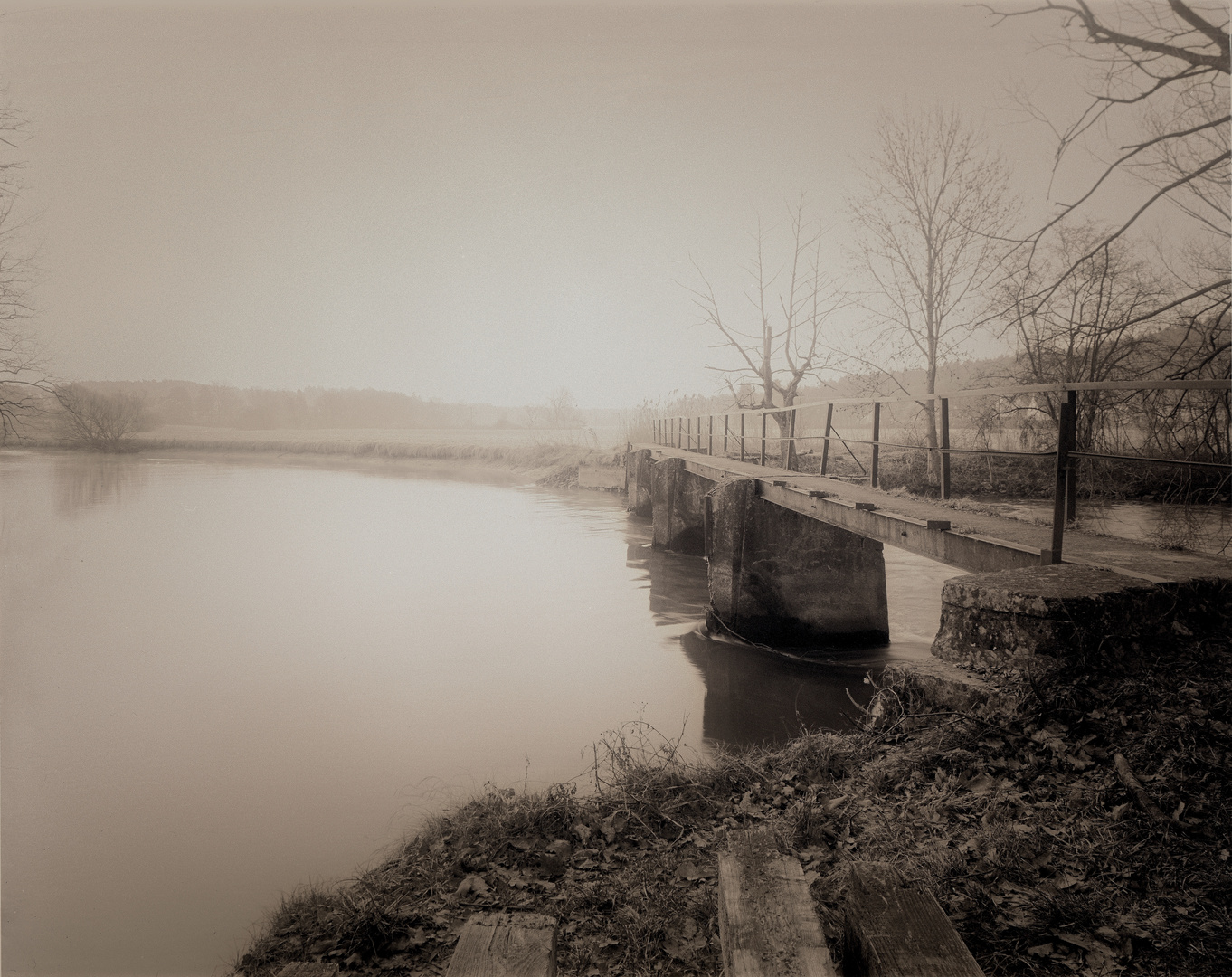 Analog Brücke nach Nirgendwo