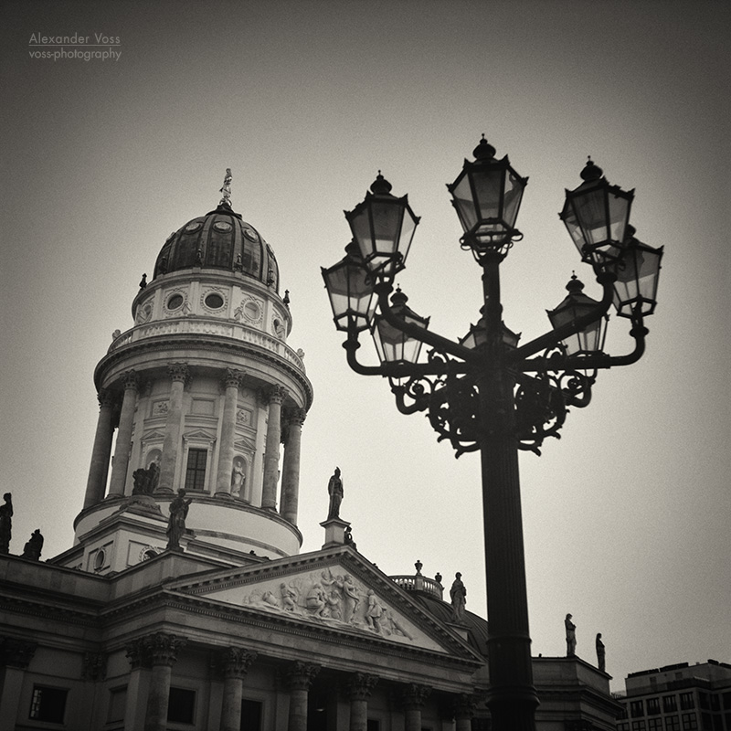 Analoge Schwarzweiss-Fotografie: Berlin - Gendarmenmarkt