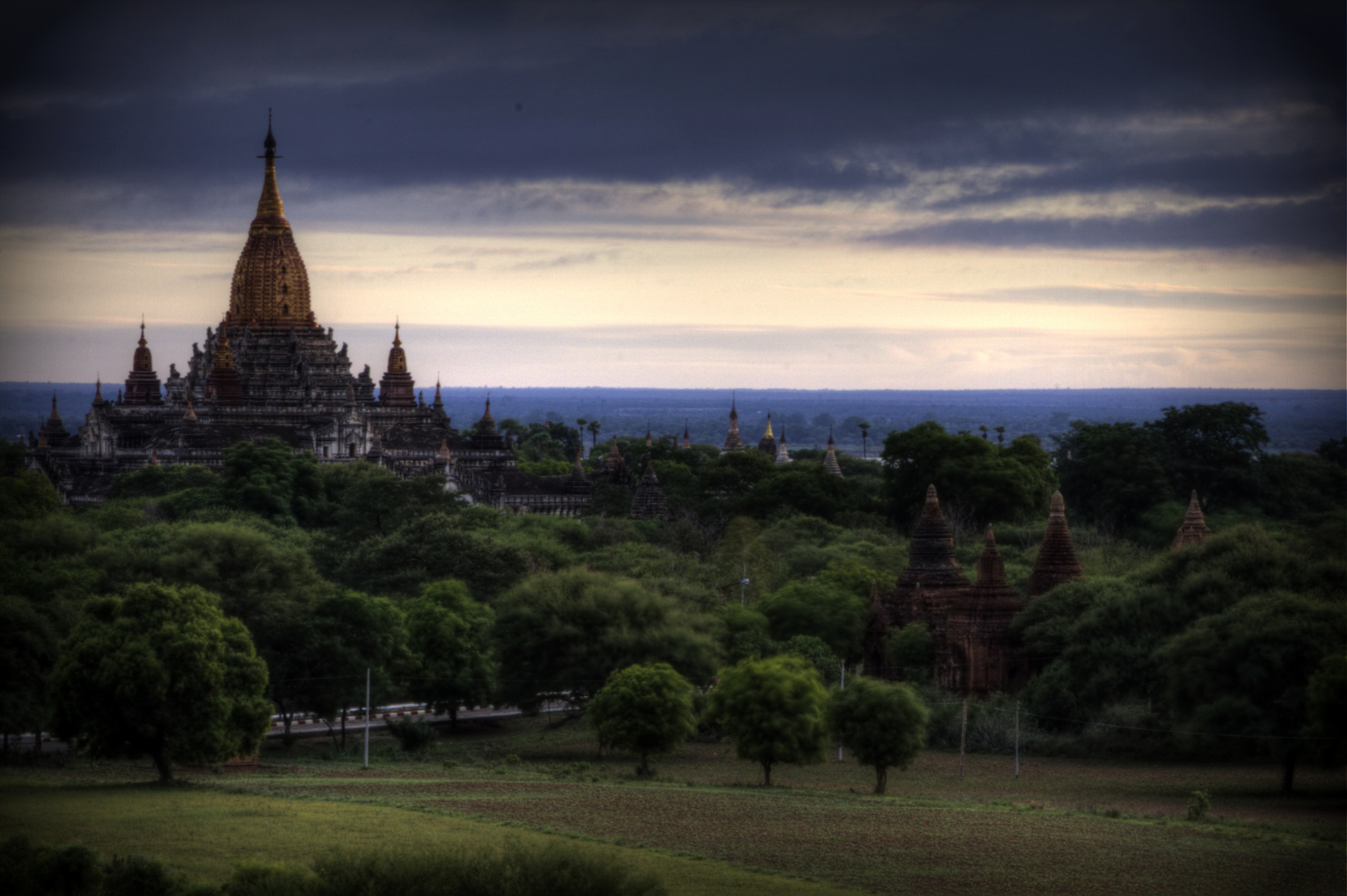 Ananda Pahto, Northern Plain of Bagan, Bagan - Mandalay Division, Myanmar