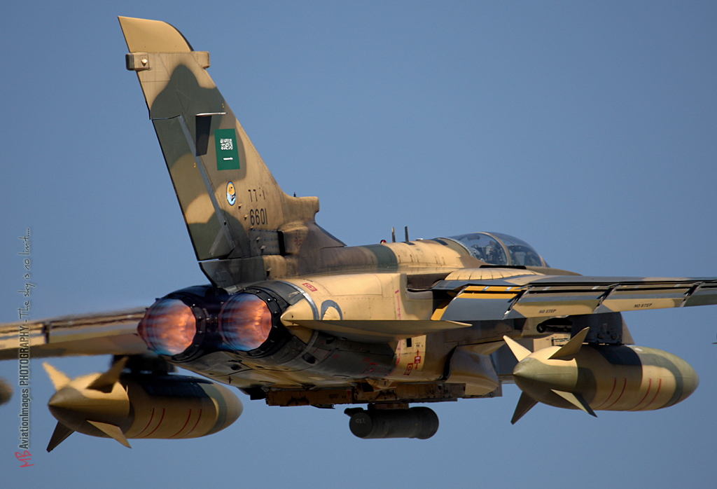 **** Anatolian Eagle 2012-2 - Royal Saudi Air Force Tornado on the go ****