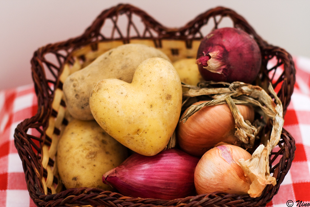 Anche le patate hanno un cuore. Le cipolle no: fanno piangere!