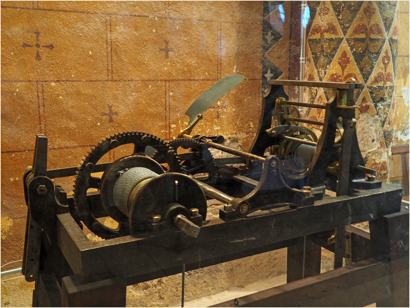 Ancien mécanisme de horloge du clocher de l’Eglise St-Nicolas de Civray