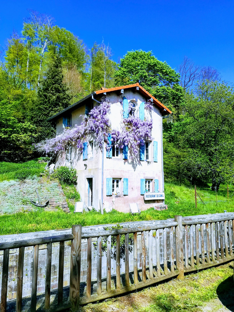 Ancienne maison d'éclusier