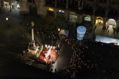  Andacht auf dem Marienplatz