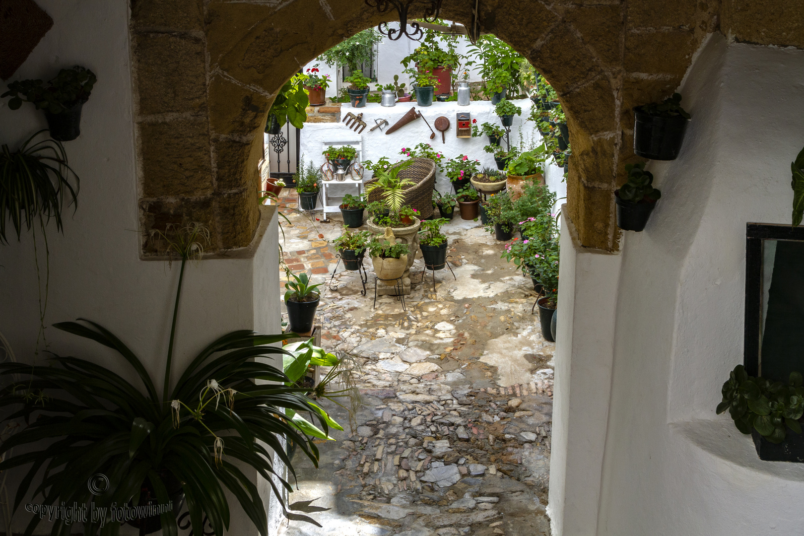 Andalusien - Blick in einen Innenhof........