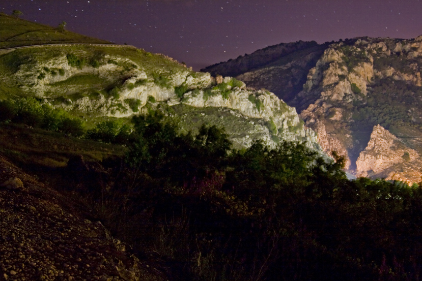 Andalusien Gebirge bei Nacht