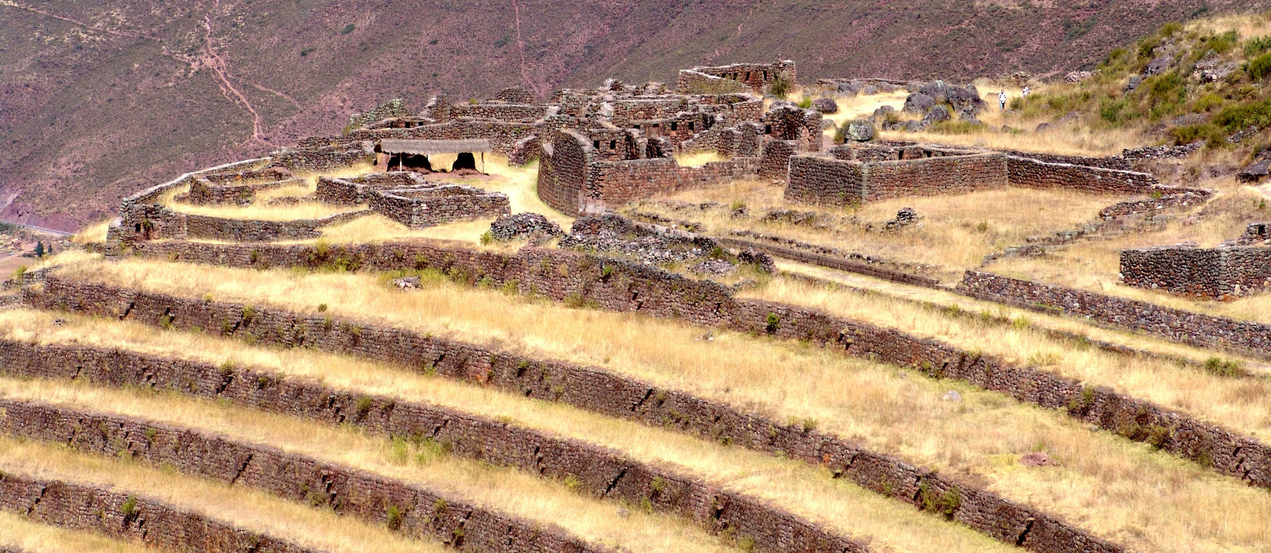 Andenes , escaleras y almacenes