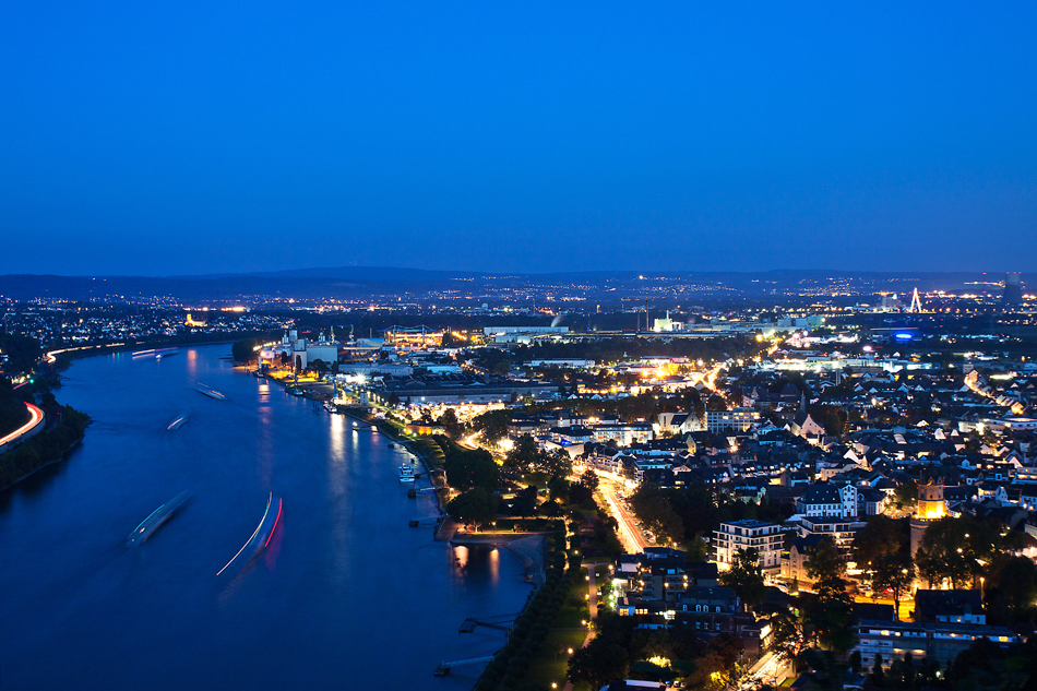 Andernach /Rhein zur Blauen Stunde