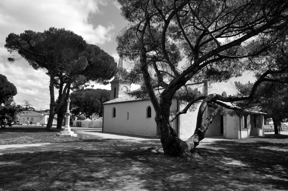 andernos , la vieille église !