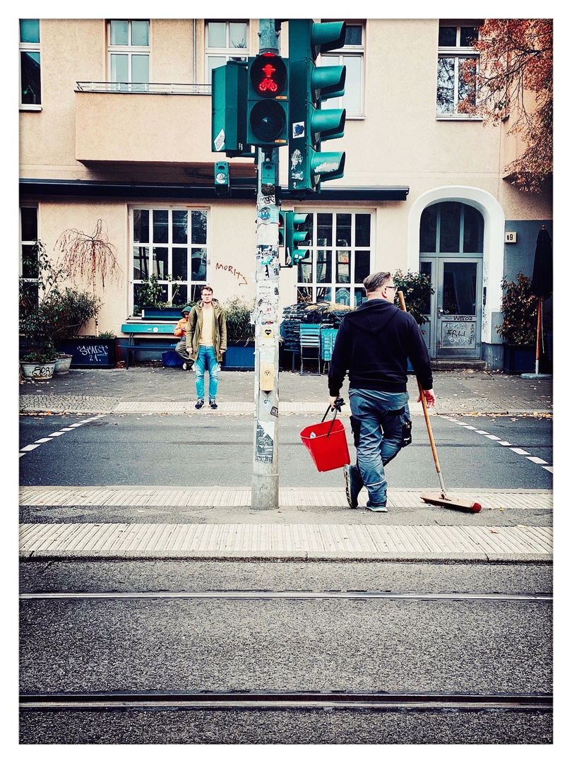 Anderweitig beschäftigt 