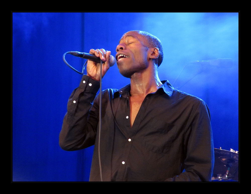Andrew Roachford (Mike and the Mechanics)