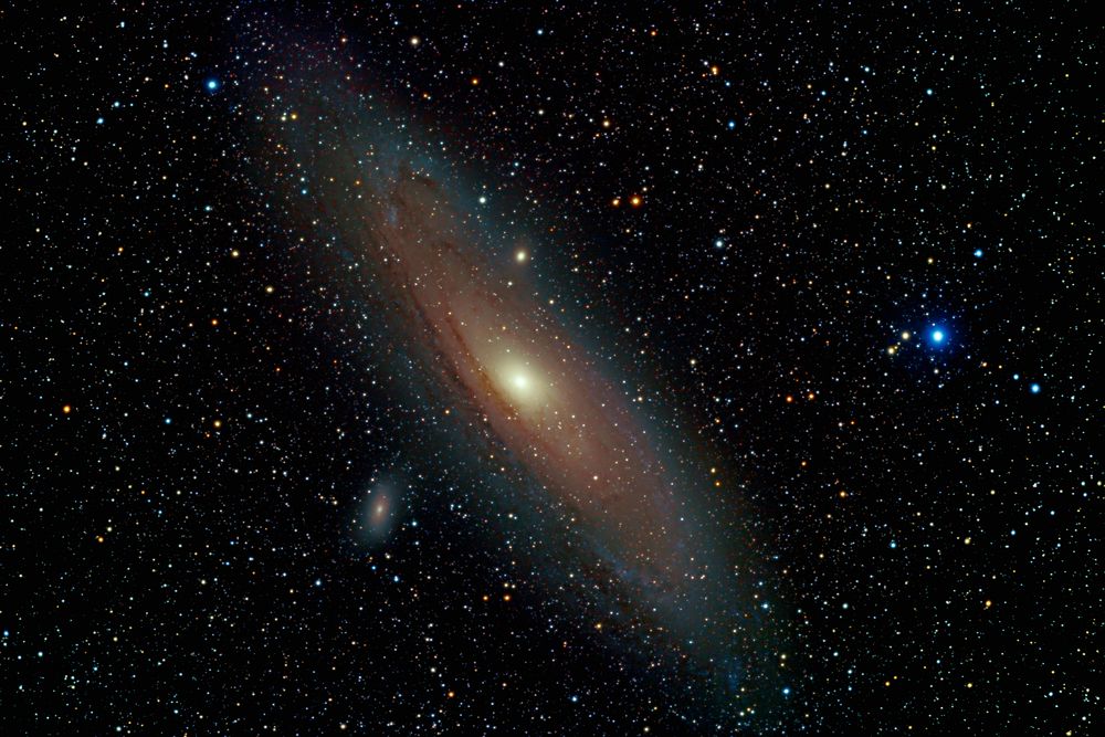 Andromeda-Galaxie (Gesamtbelichtungszeit 4,7 h mit DSLR)