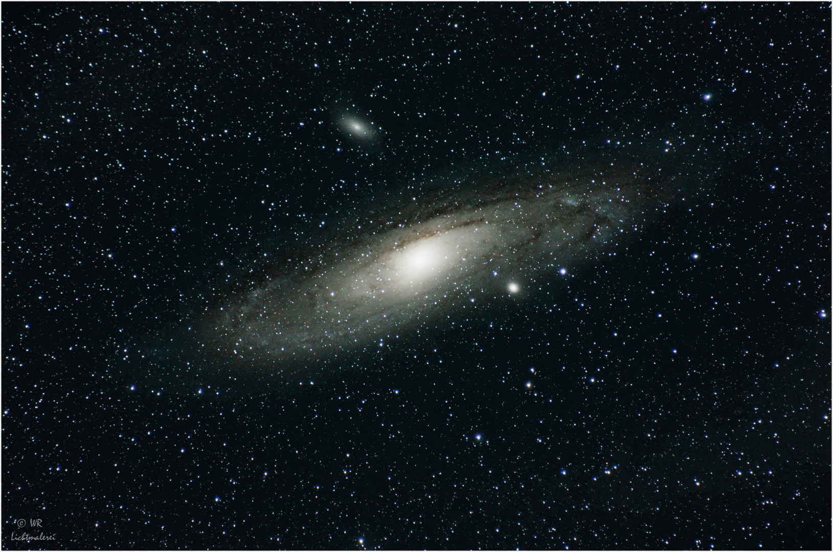 Andromeda Galaxie M31 mit den Begleitgalaxien M32 und M110