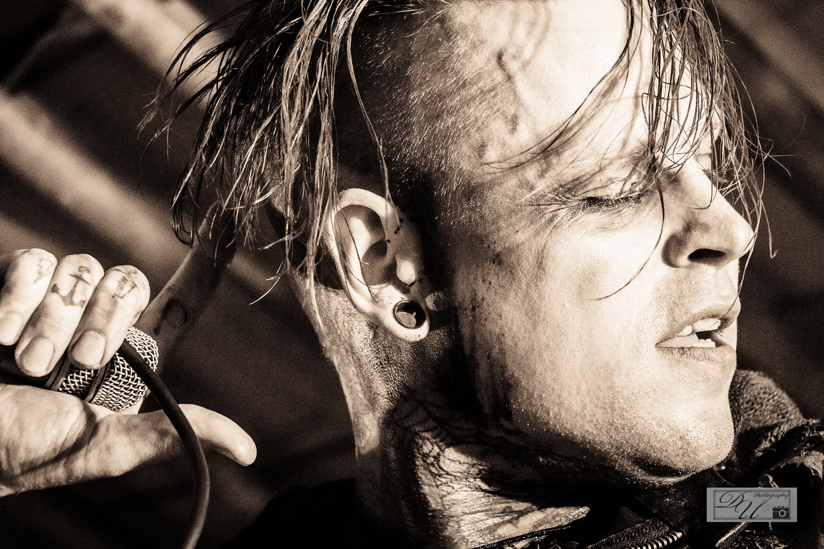 Andy LaPlegua, Combichrist