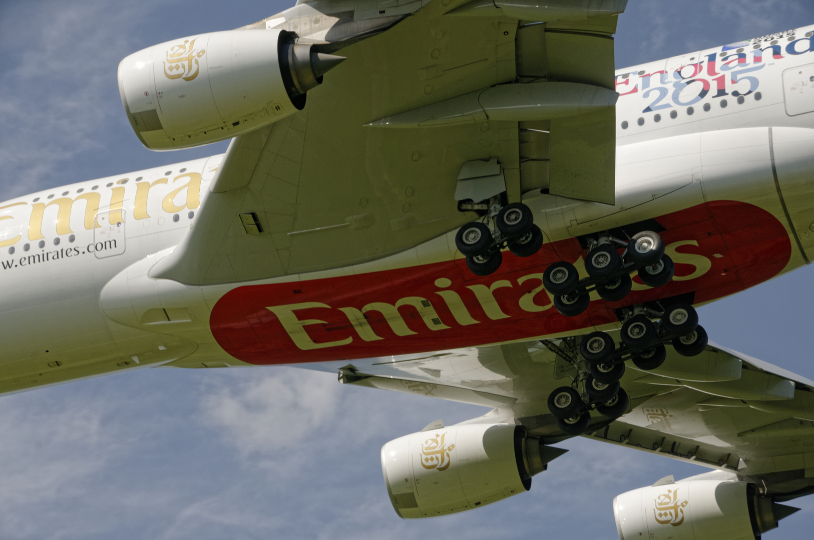 Anflug A388 Emirates