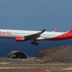 Anflug auf den Flughafen Gran Canaria