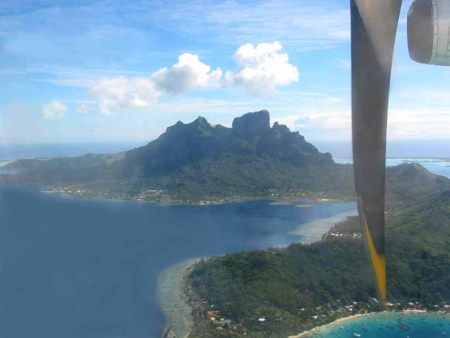 Anflug Bora Bora