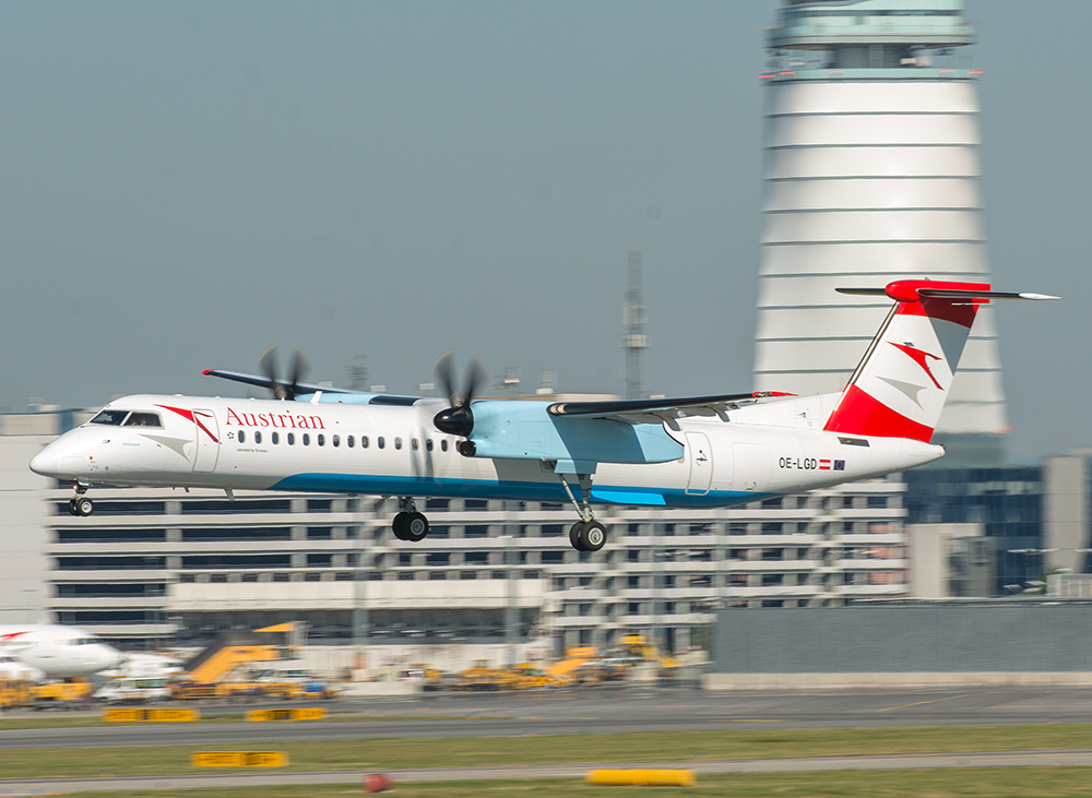 Anflug einer Dash 8 - Versuch eines Mitziehers