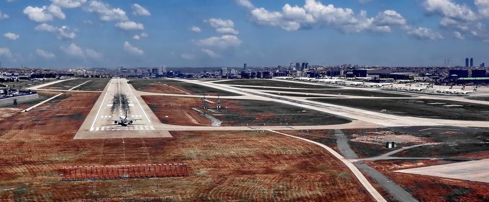 Anflug Istanbul Atatürk Airport in 2012