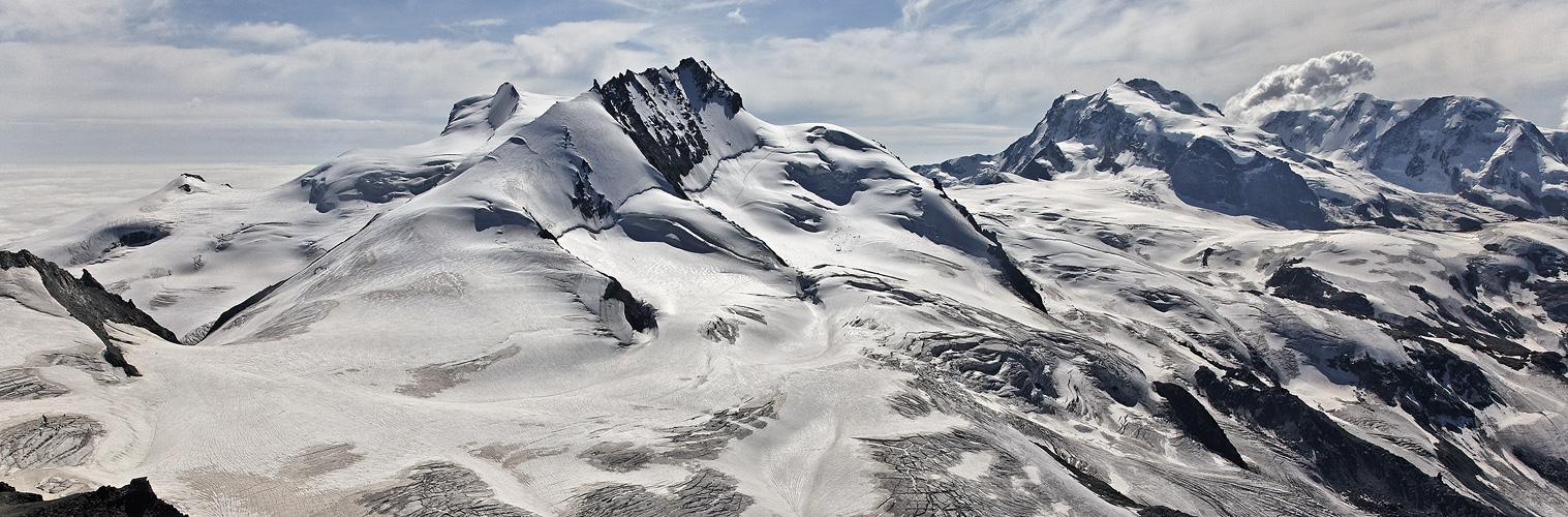 ANFLUG zur MONTE ROSA-GRUPPE