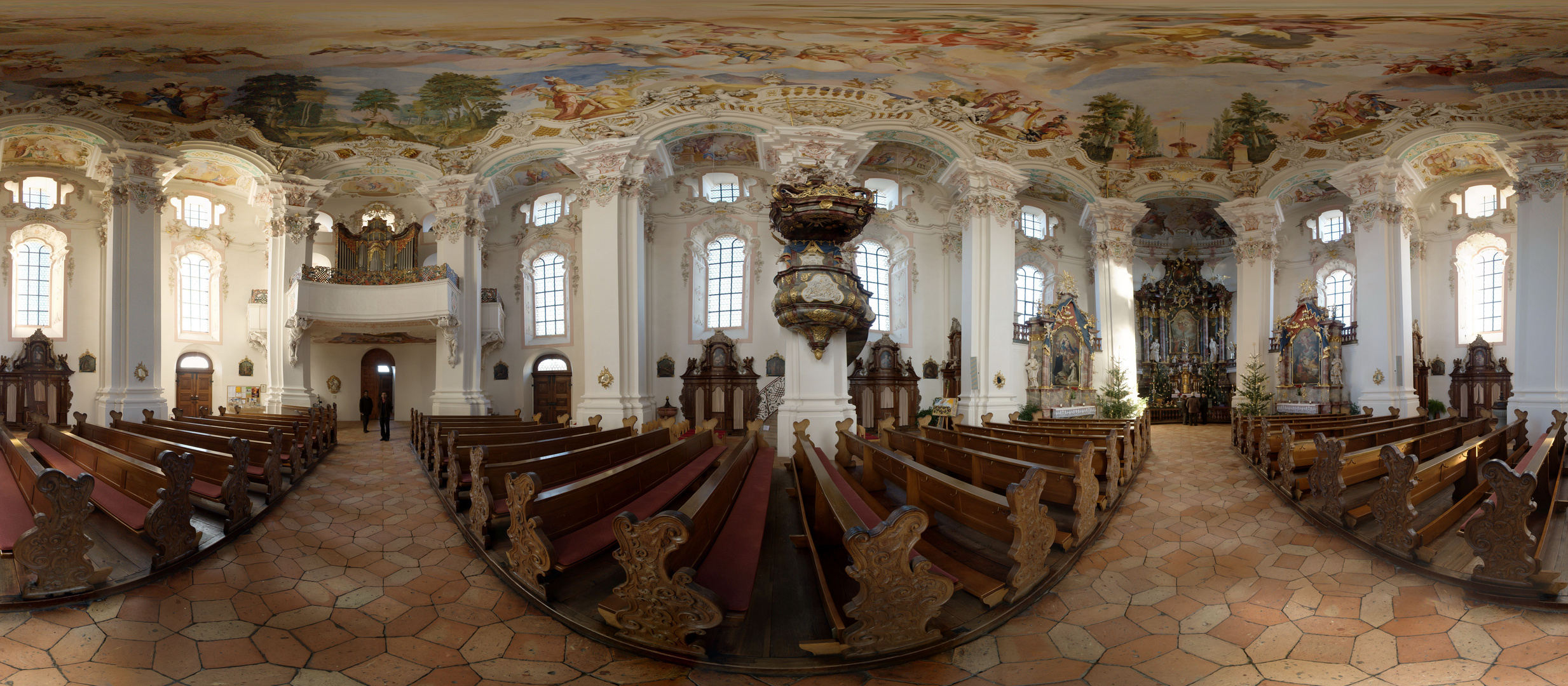 Angeblich "Schönste Dorfkirche der Welt" in Steinhausen