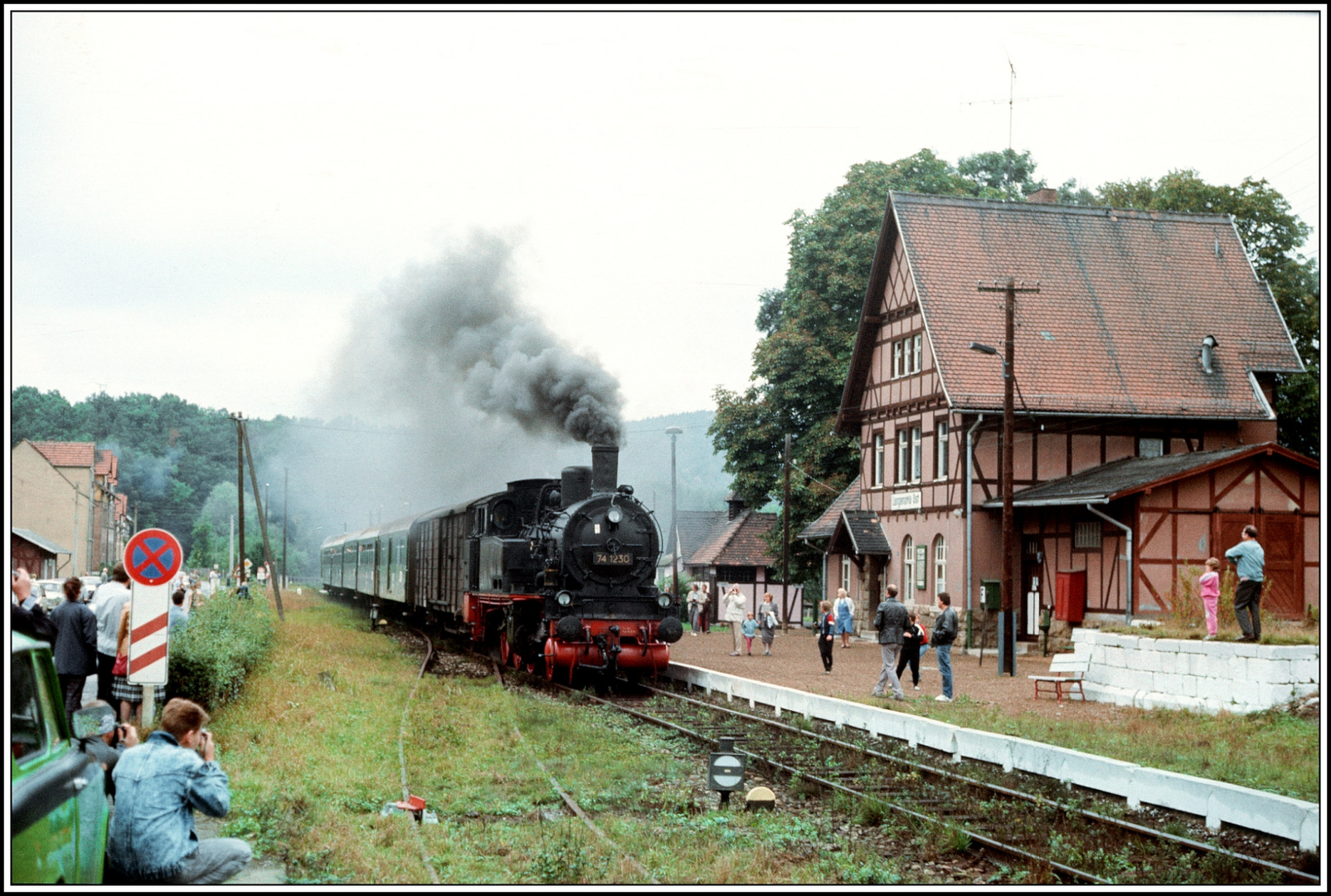 Angekommen die Bimmel in Langenorla Ost vor 25 Jahren 1989 (Bild 3)