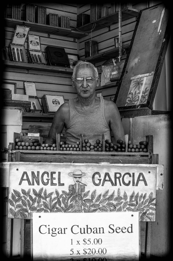 Angel Garcia Cigars 2014