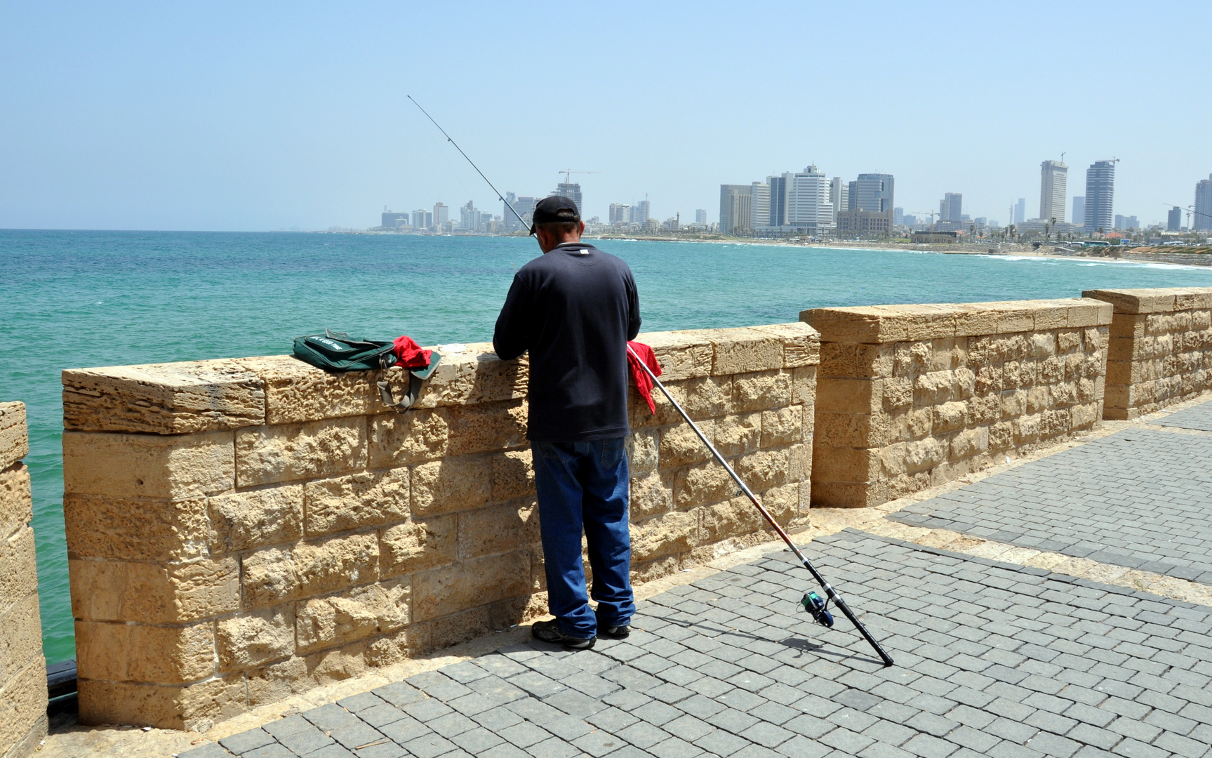  Angelangen der Mittelmeerküste Tel Aviv-Jaffa