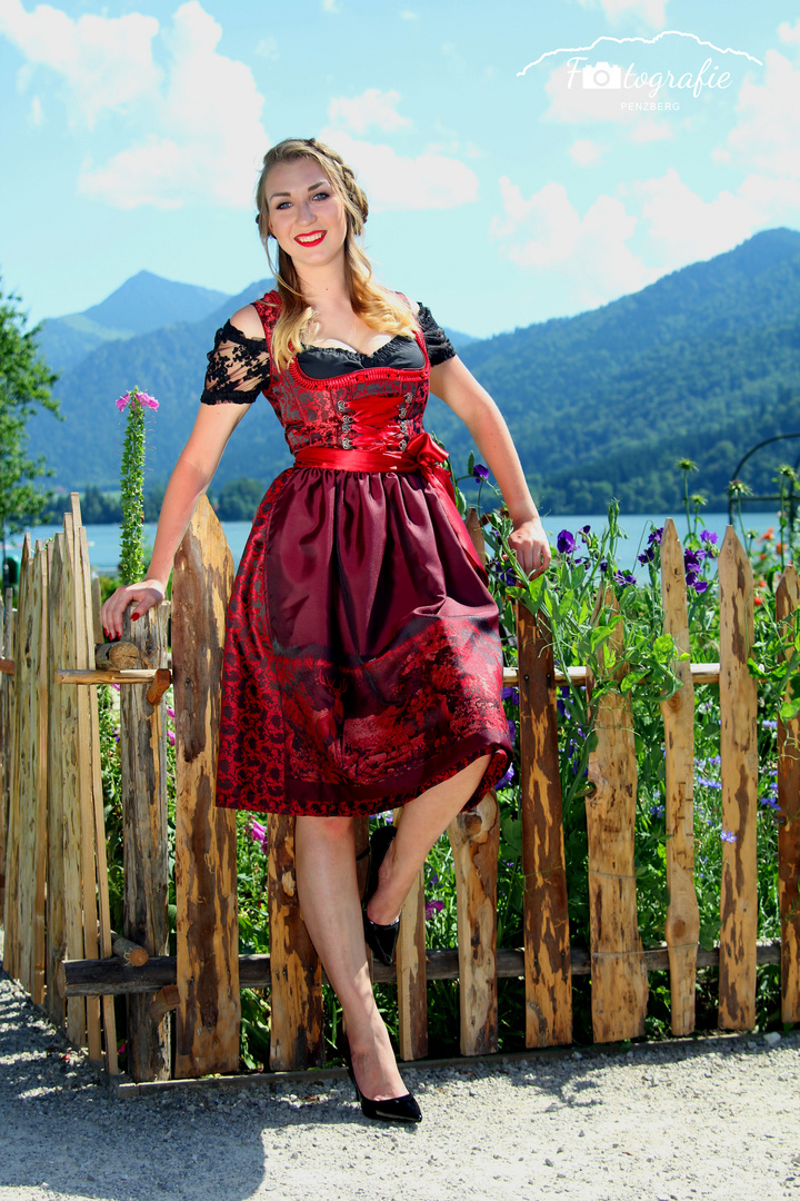 Angelika Staro - Dirndl