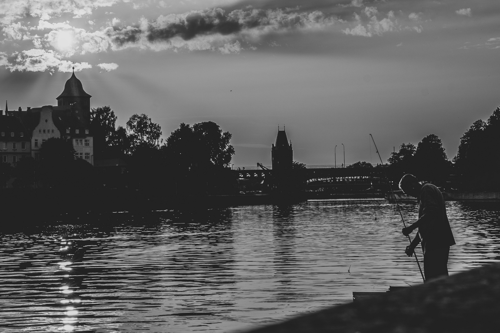 Angeln beim Sonnenuntergang