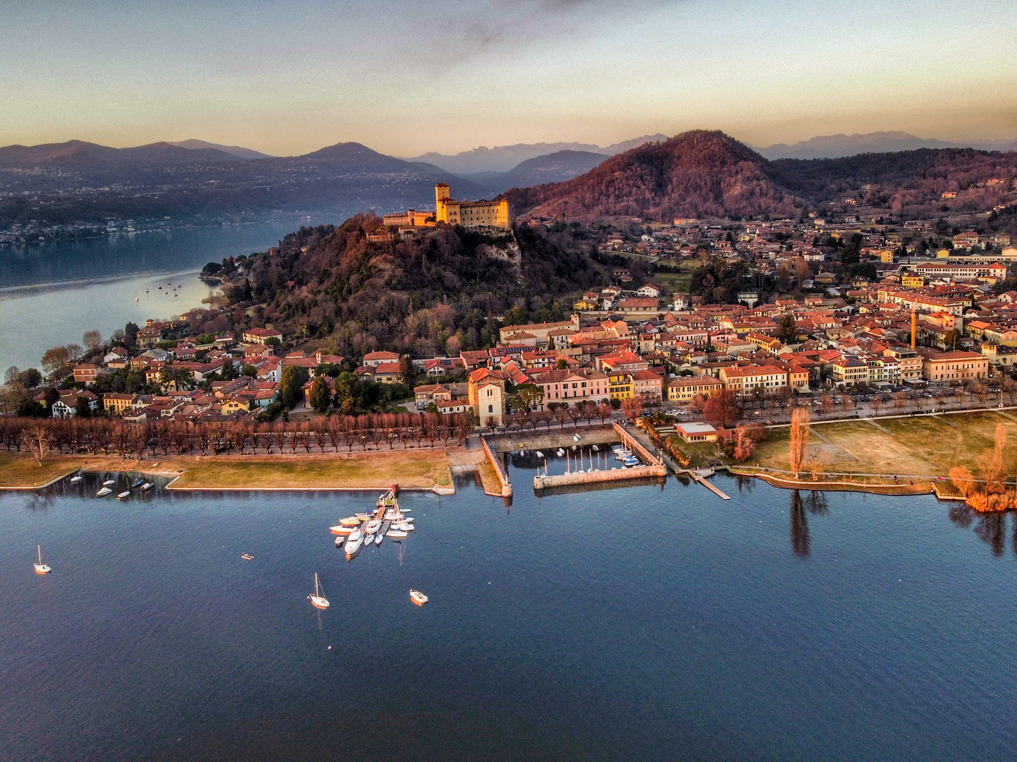 Angera, Lago maggiore 