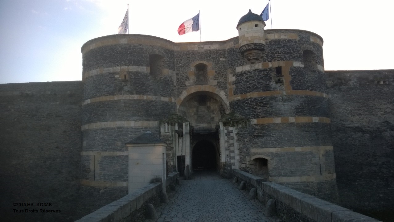 Angers MAINE Forteresse pont-levis